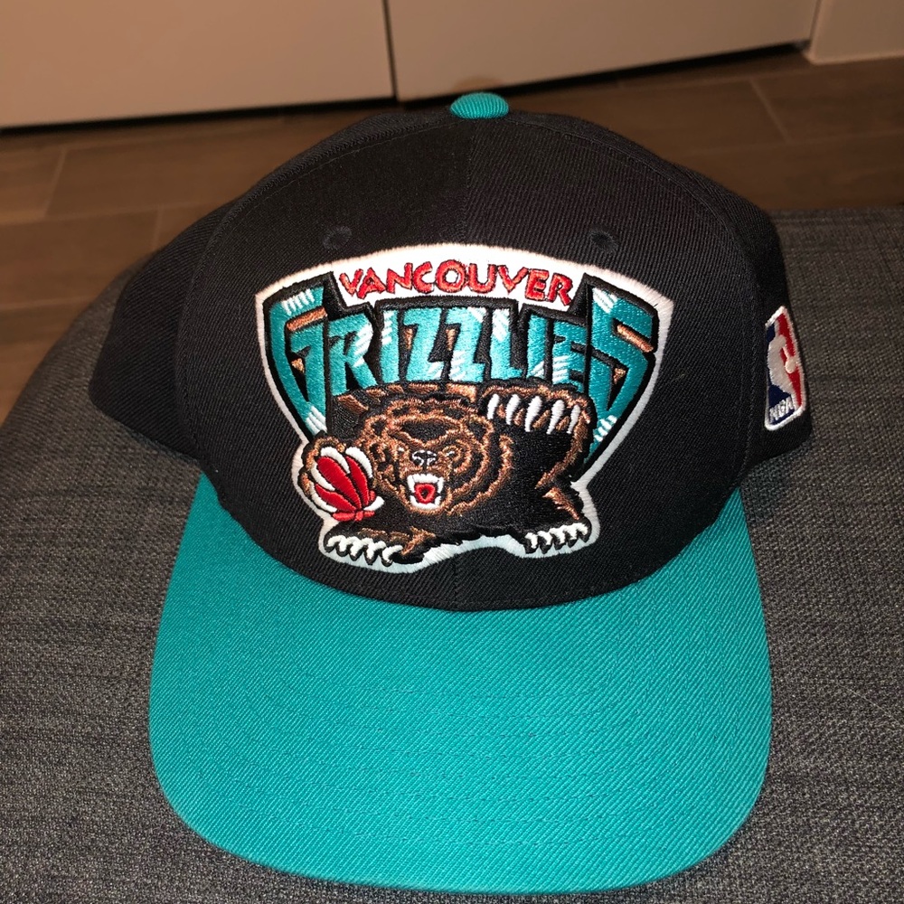 Vancouver Grizzlies SnapBack